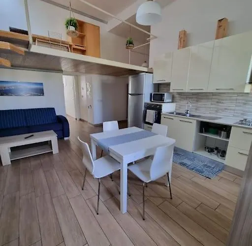 Апартаменты Raggio Di Sole Неаполь